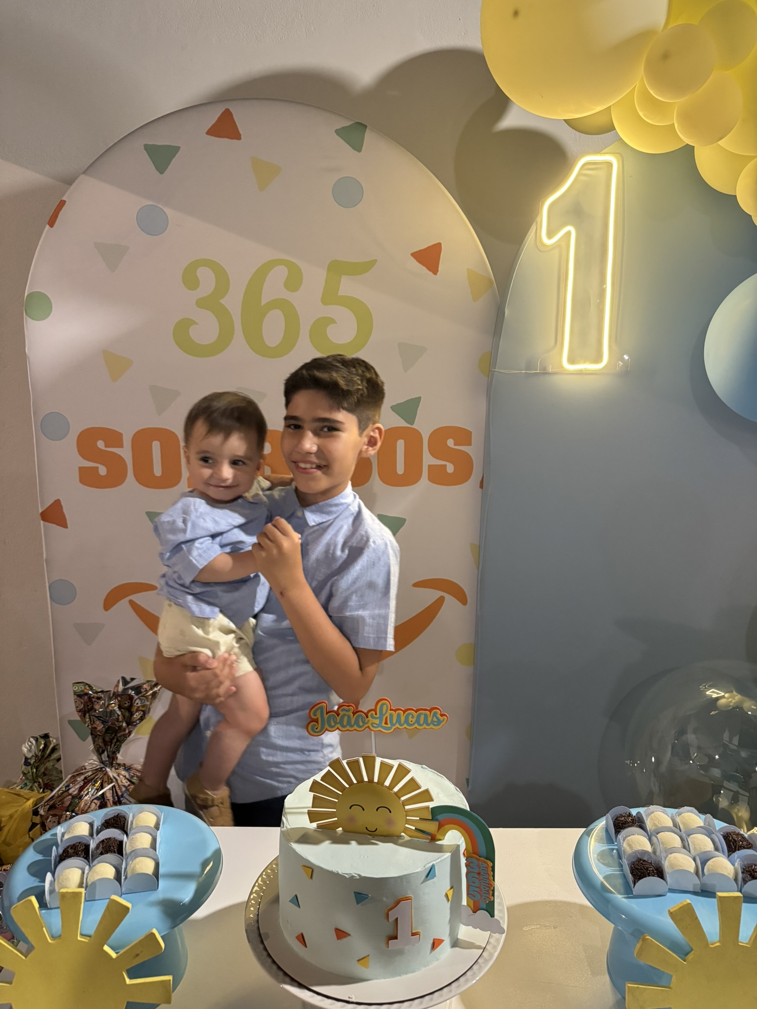João Lucas e seu irmão